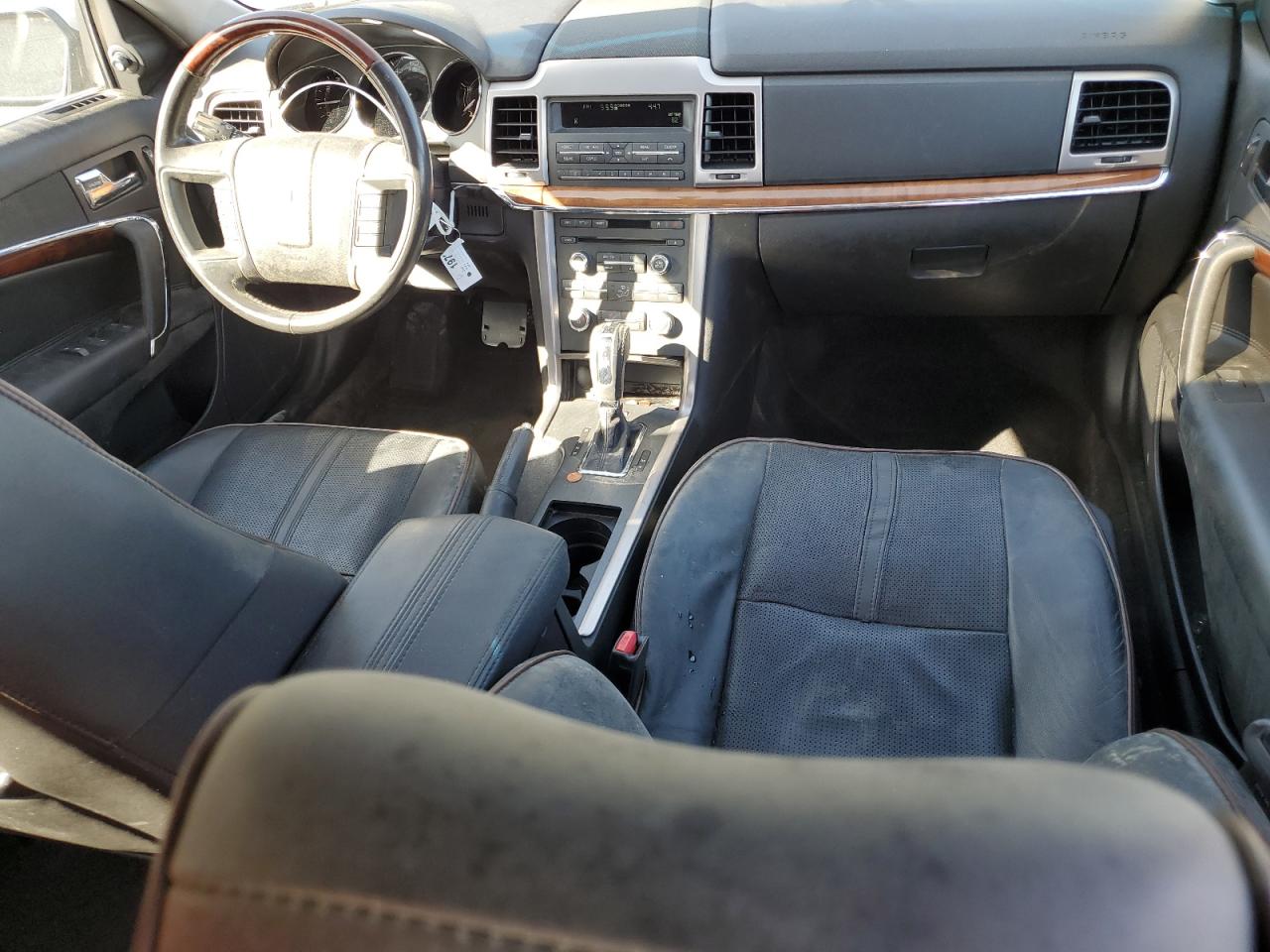 2010 Lincoln MKZ - Image 8