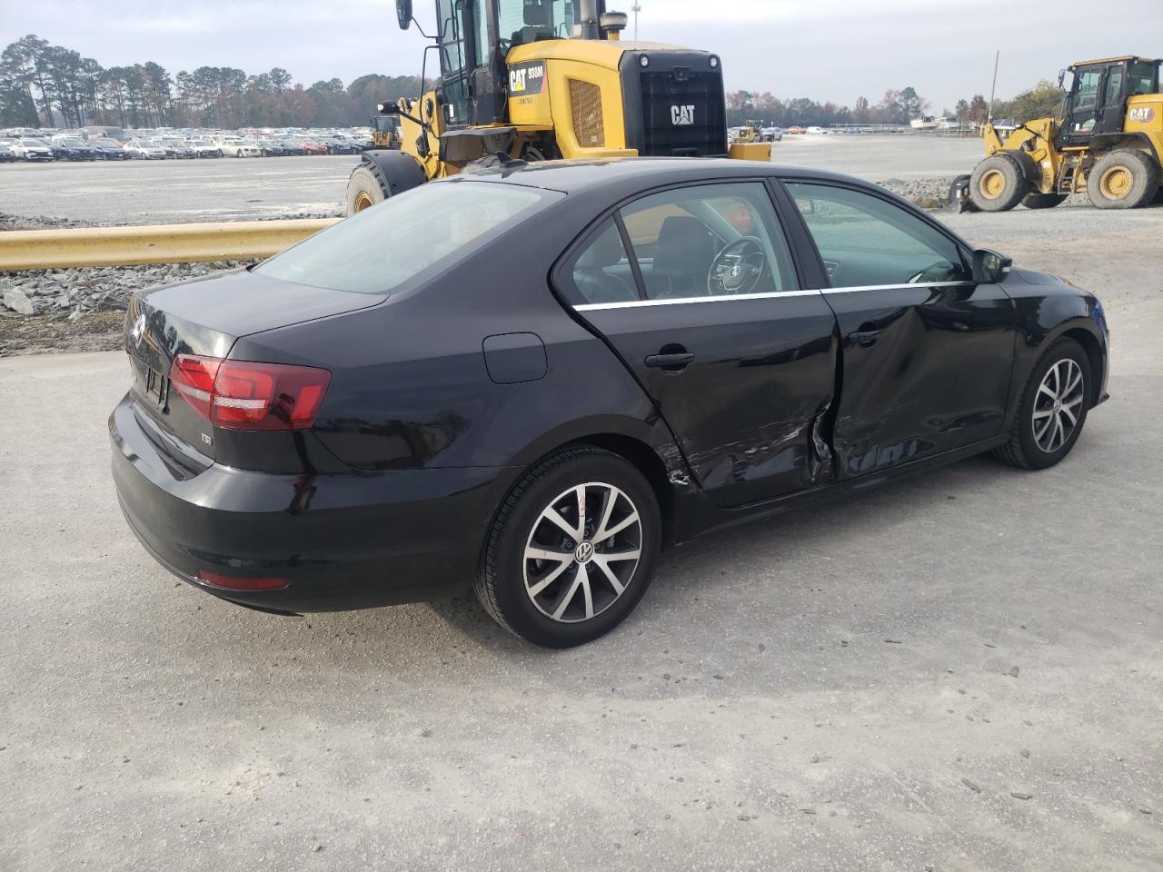 2017 Volkswagen Jetta - Image 3