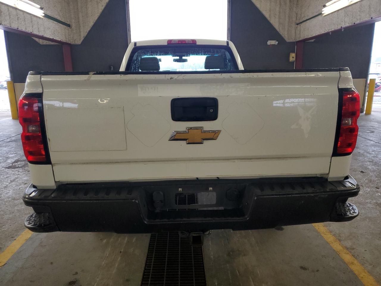 2018 Chevrolet Silverado - Image 6