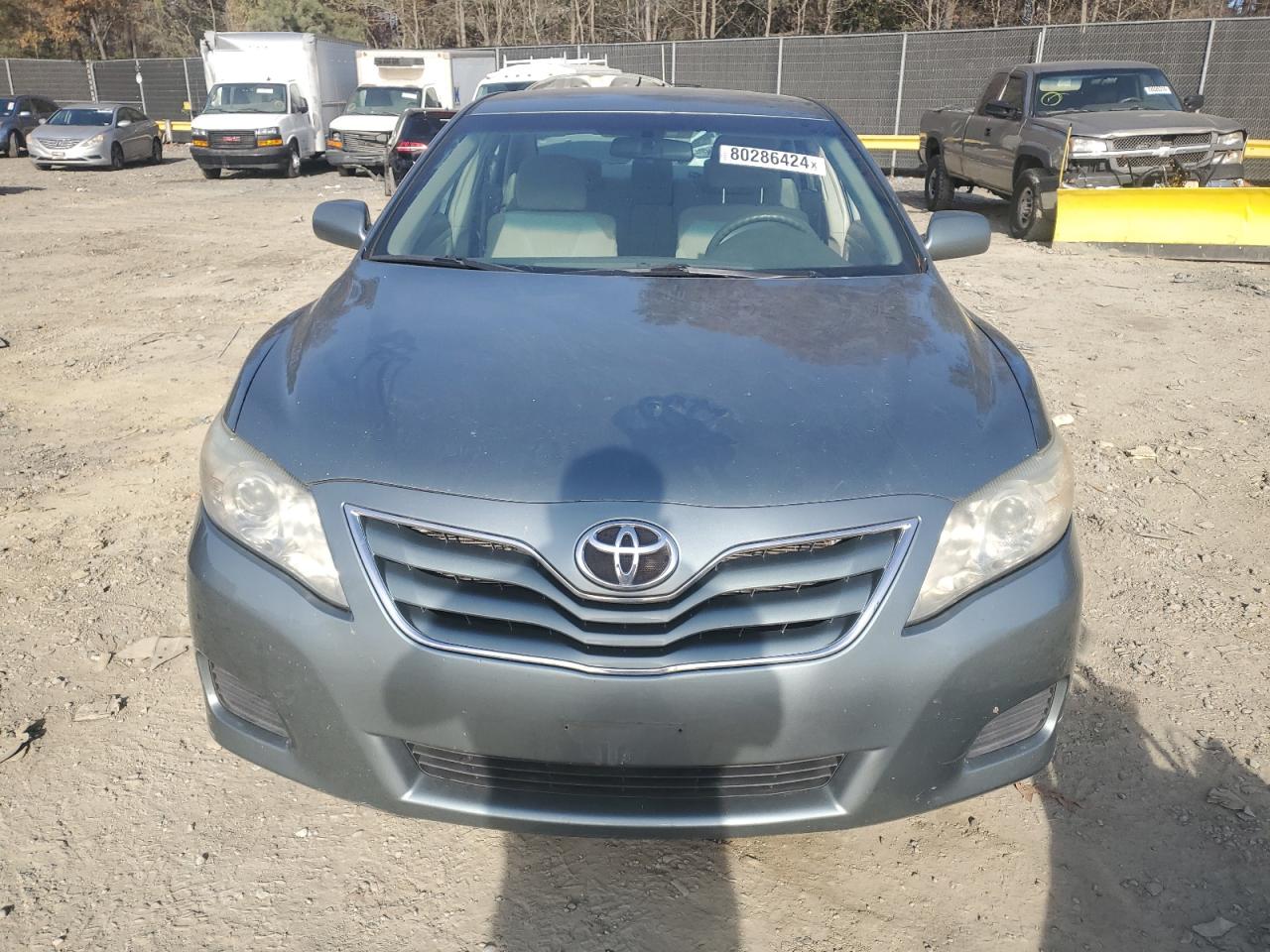 2011 Toyota Camry - Image 5