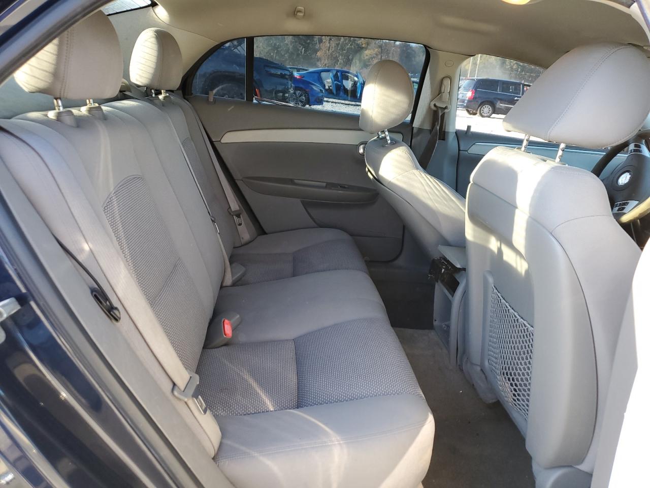 2011 Chevrolet Malibu - Image 10