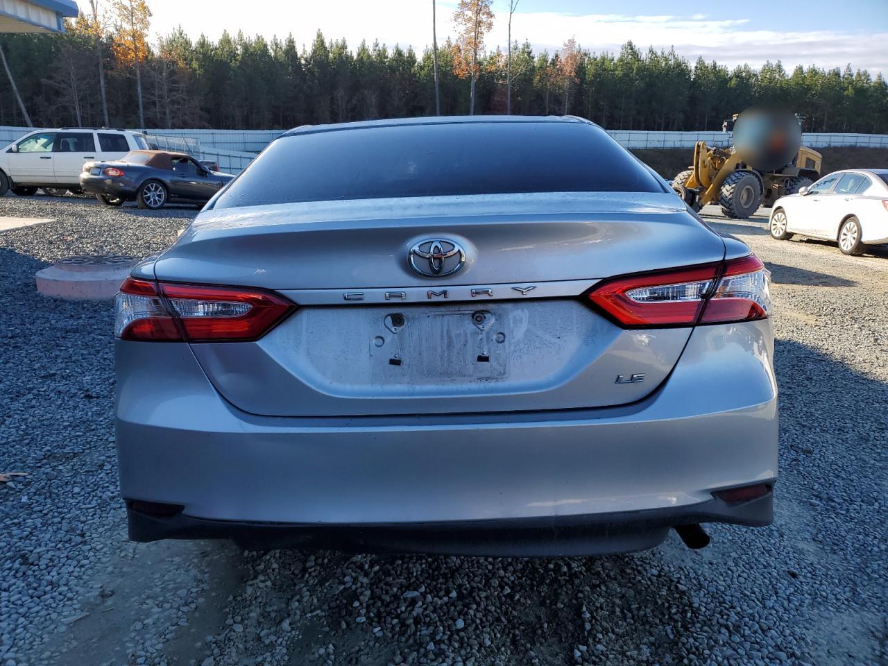 2018 Toyota Camry - Image 6