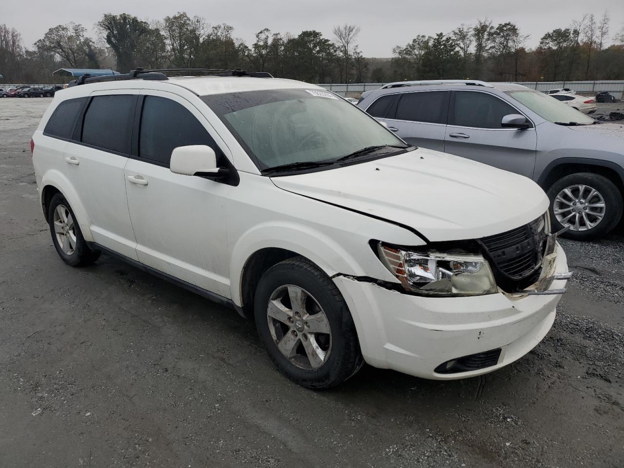 2010 Dodge Journey - Image 4