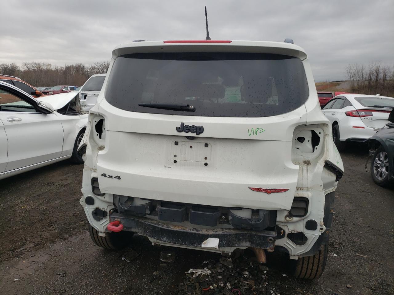 VIN ZACCJBCT8FPB77815 2015 JEEP RENEGADE no.6