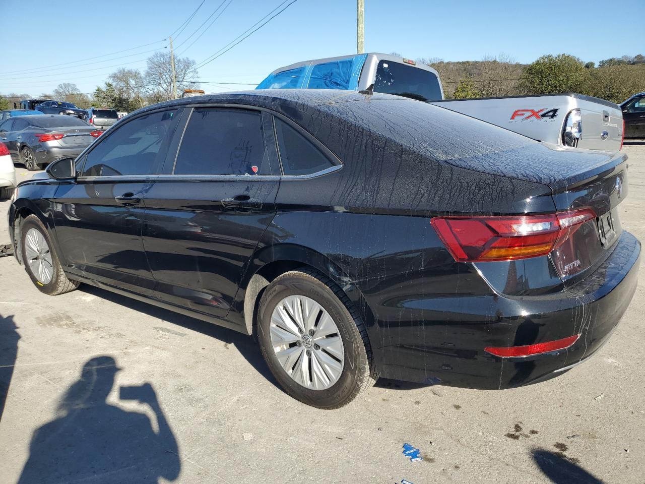 2019 Volkswagen Jetta - Image 2
