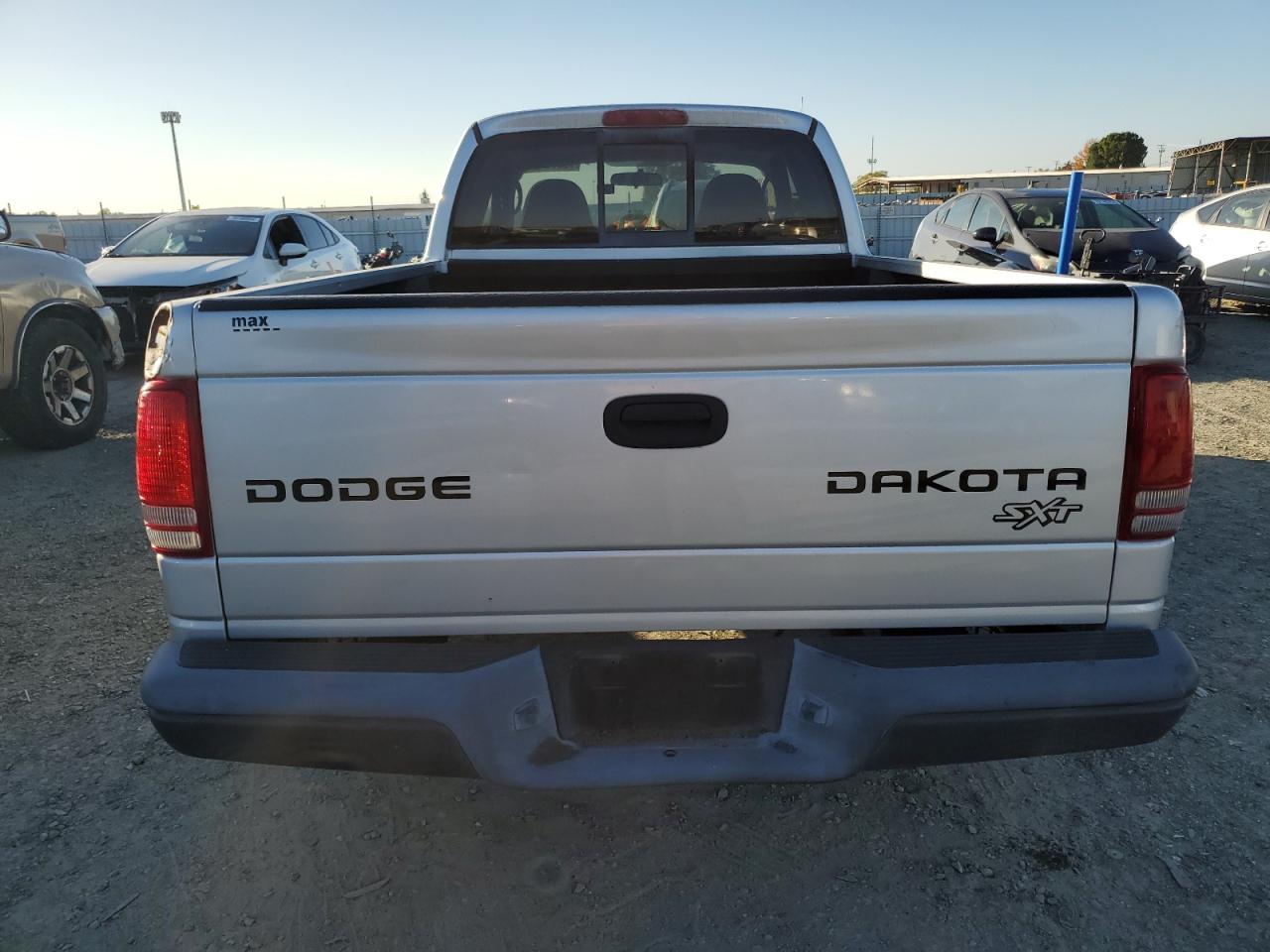 2004 Dodge Dakota Sxt VIN: 1D7GL12K64S533612 Lot: 79676404