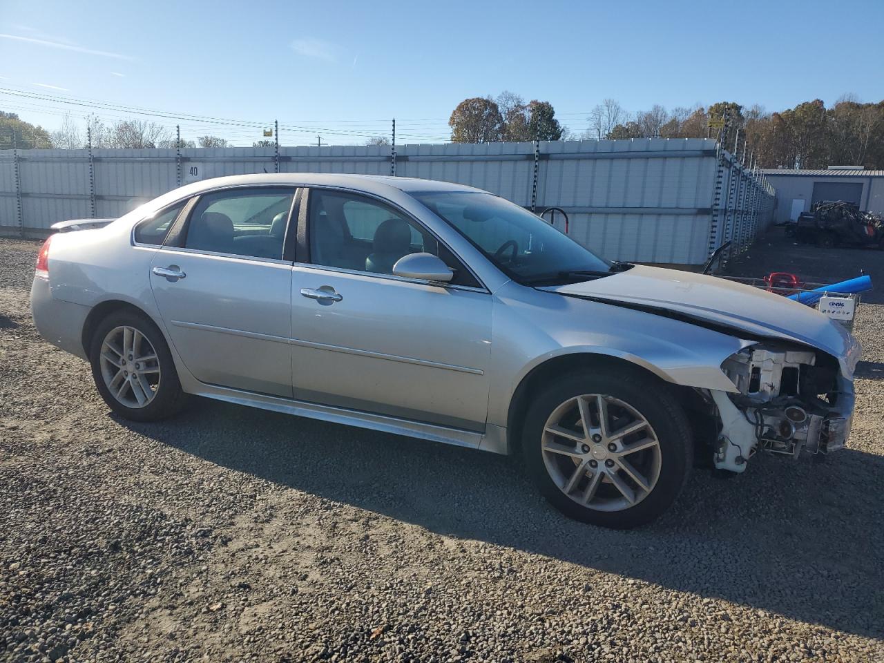 VIN 2G1WC5E32D1141639 2013 CHEVROLET IMPALA no.4