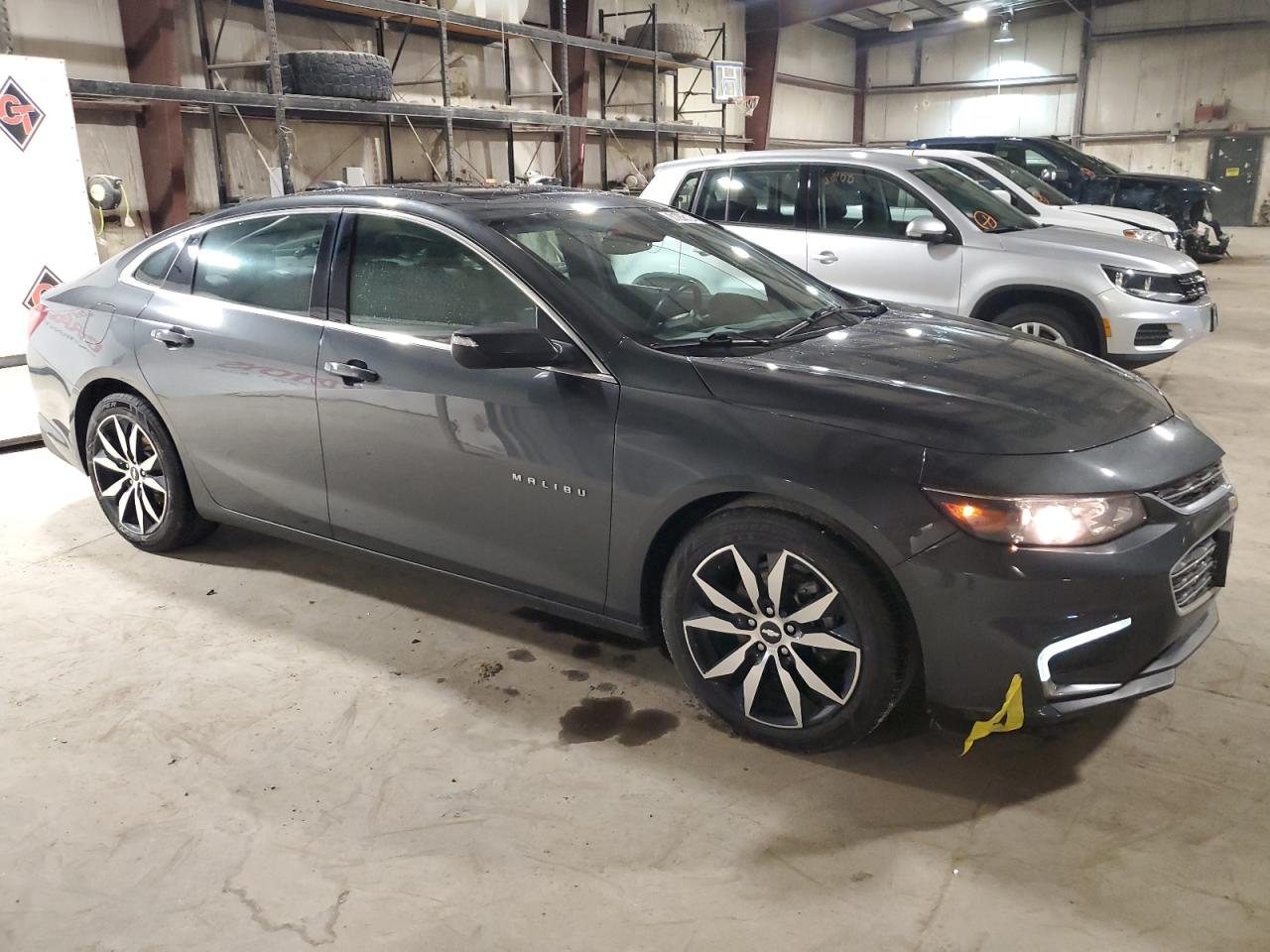 2017 Chevrolet Malibu - Image 4