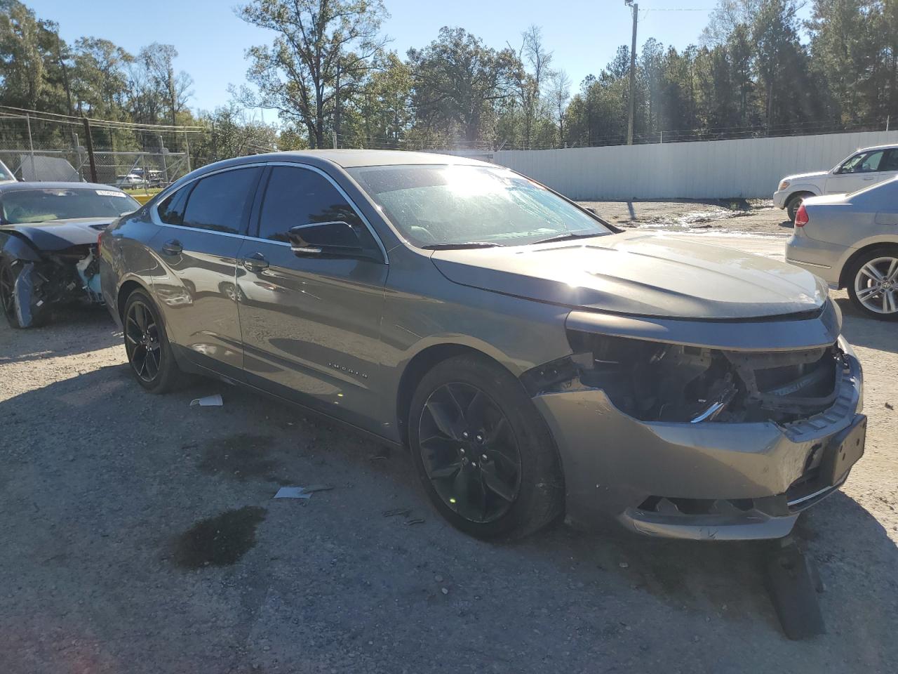 2017 Chevrolet Impala - Image 4
