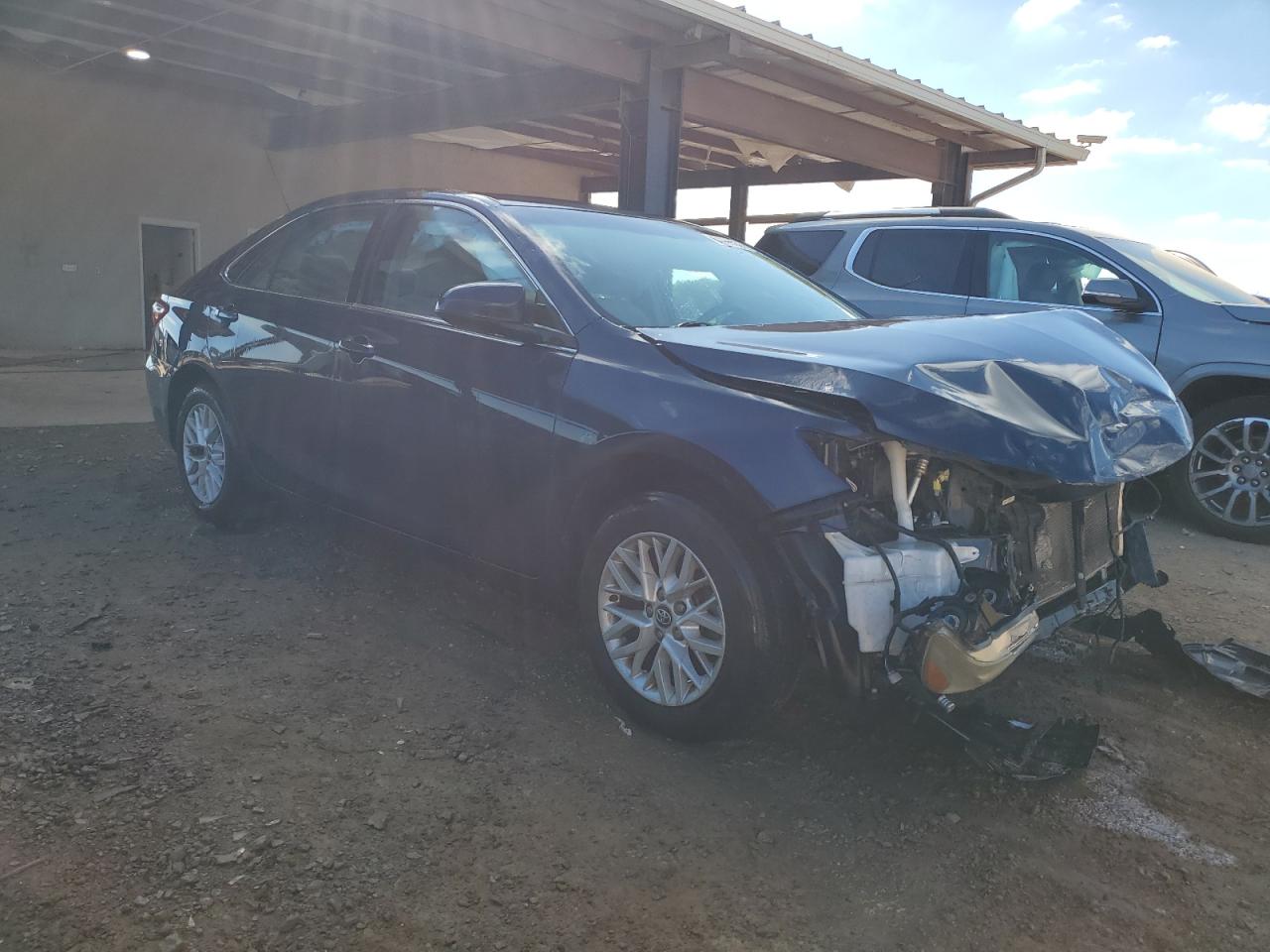 VIN 4T1BF1FKXGU609472 2016 TOYOTA CAMRY no.4