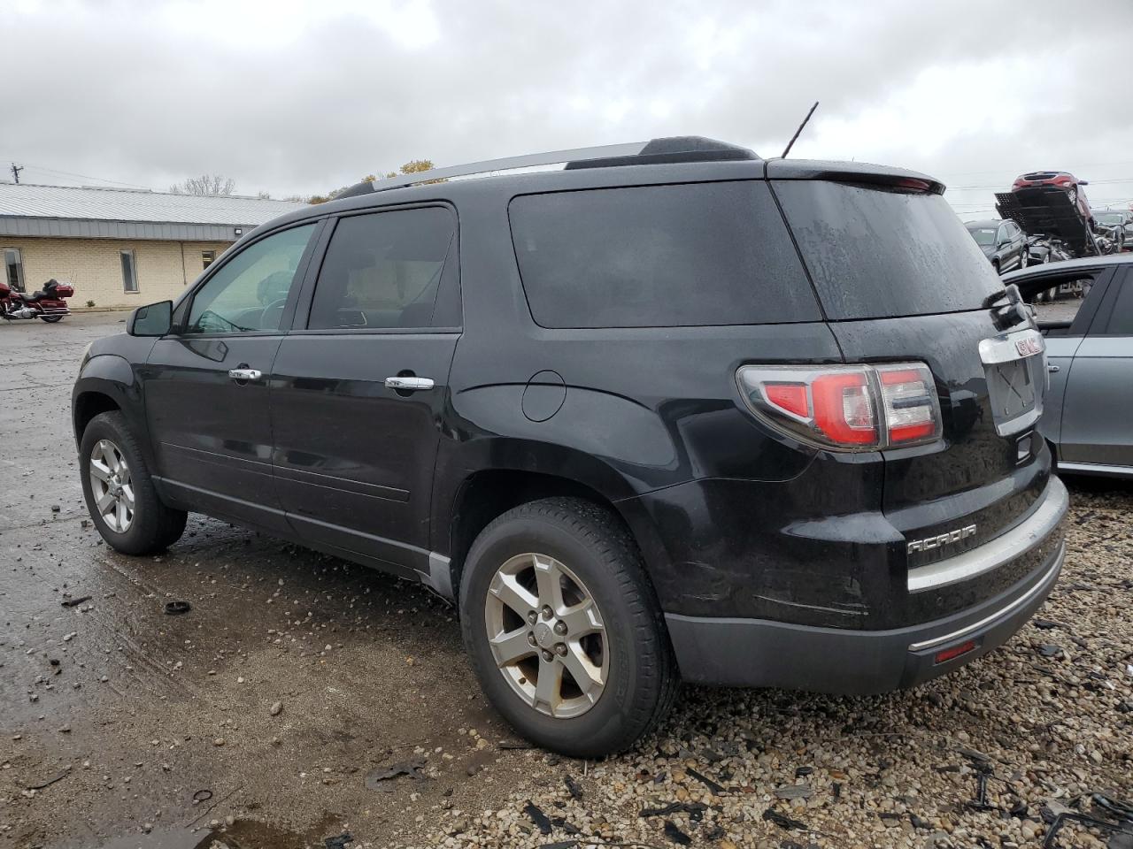 2014 GMC Acadia - Image 2