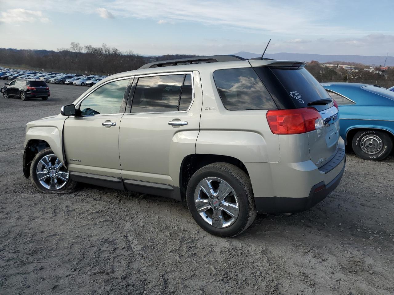 2015 GMC Terrain - Image 2