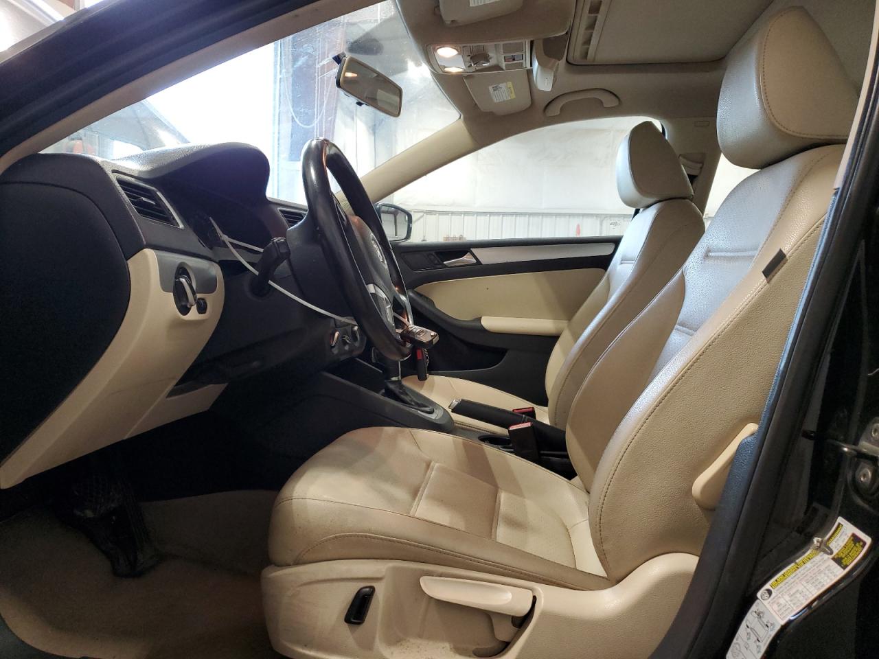 2014 Volkswagen Jetta - Image 7