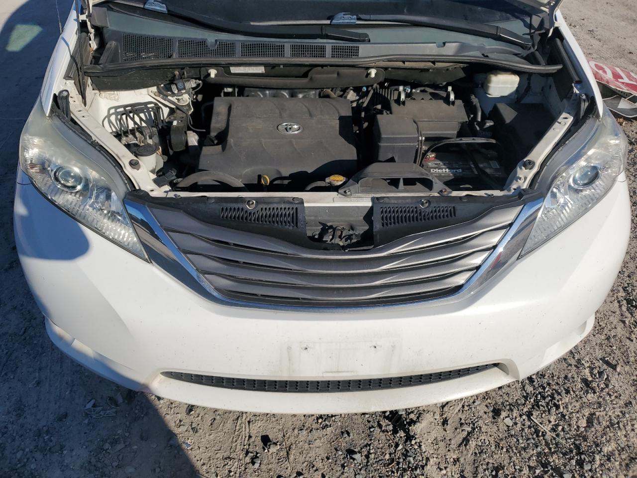 2013 Toyota Sienna Xle VIN: 5TDDK3DC5DS068167 Lot: 81330524