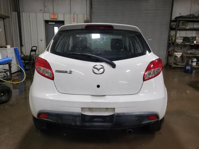  MAZDA 2 2013 Белы