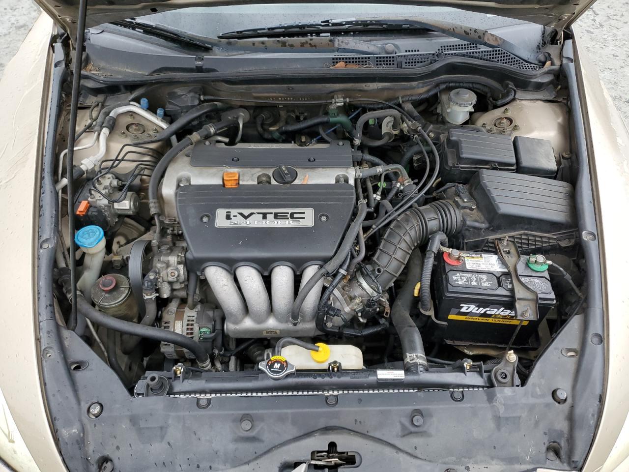 2005 Honda Accord - Image 11