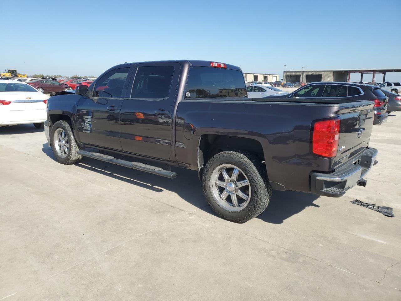 2014 Chevrolet Silverado - Image 2