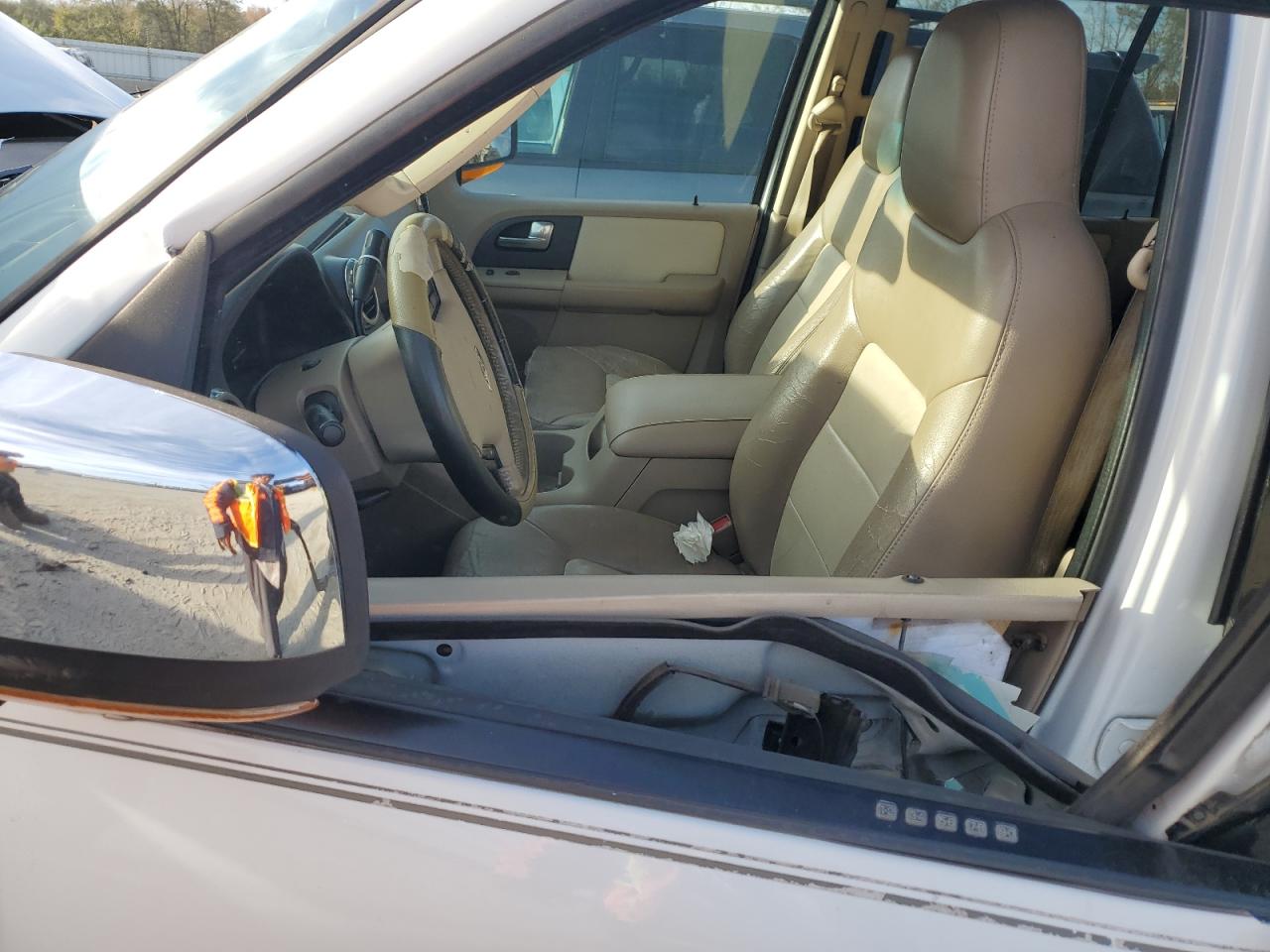 2003 Ford Expedition - Image 7