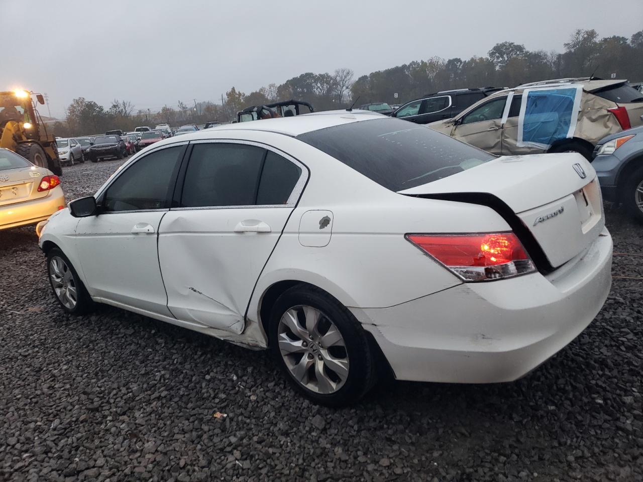2010 Honda Accord - Image 2
