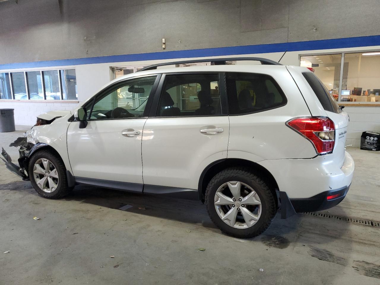 2015 Subaru Forester - Image 2