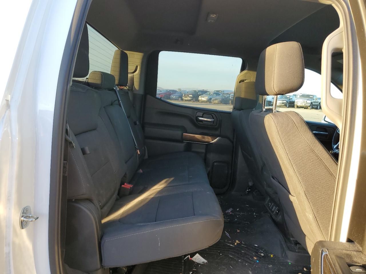 2022 Chevrolet Silverado - Image 10