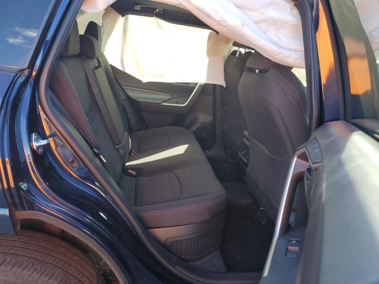 2021 Toyota RAV 4 - Image 11