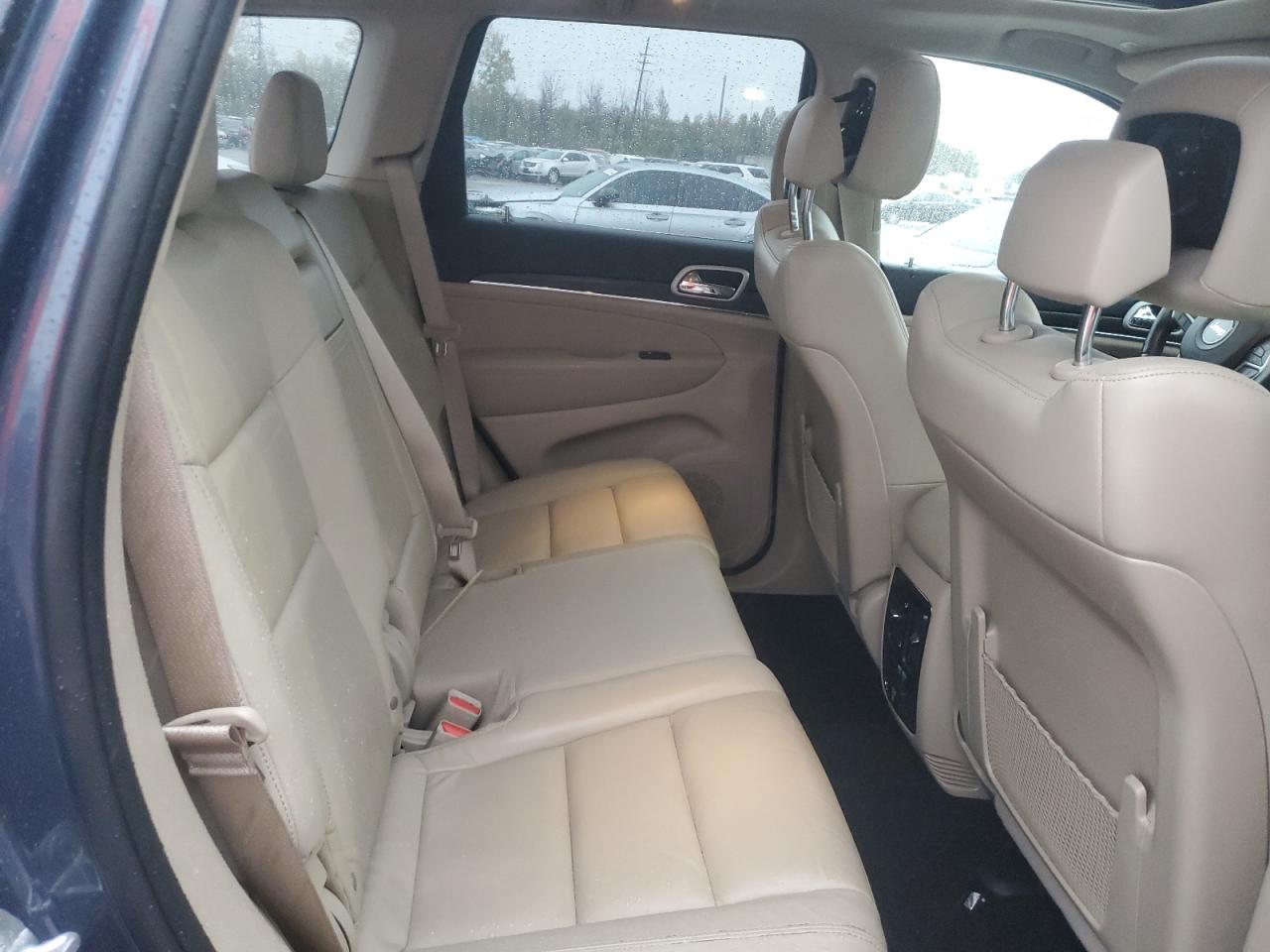 2021 Jeep Grand Cherokee - Image 11