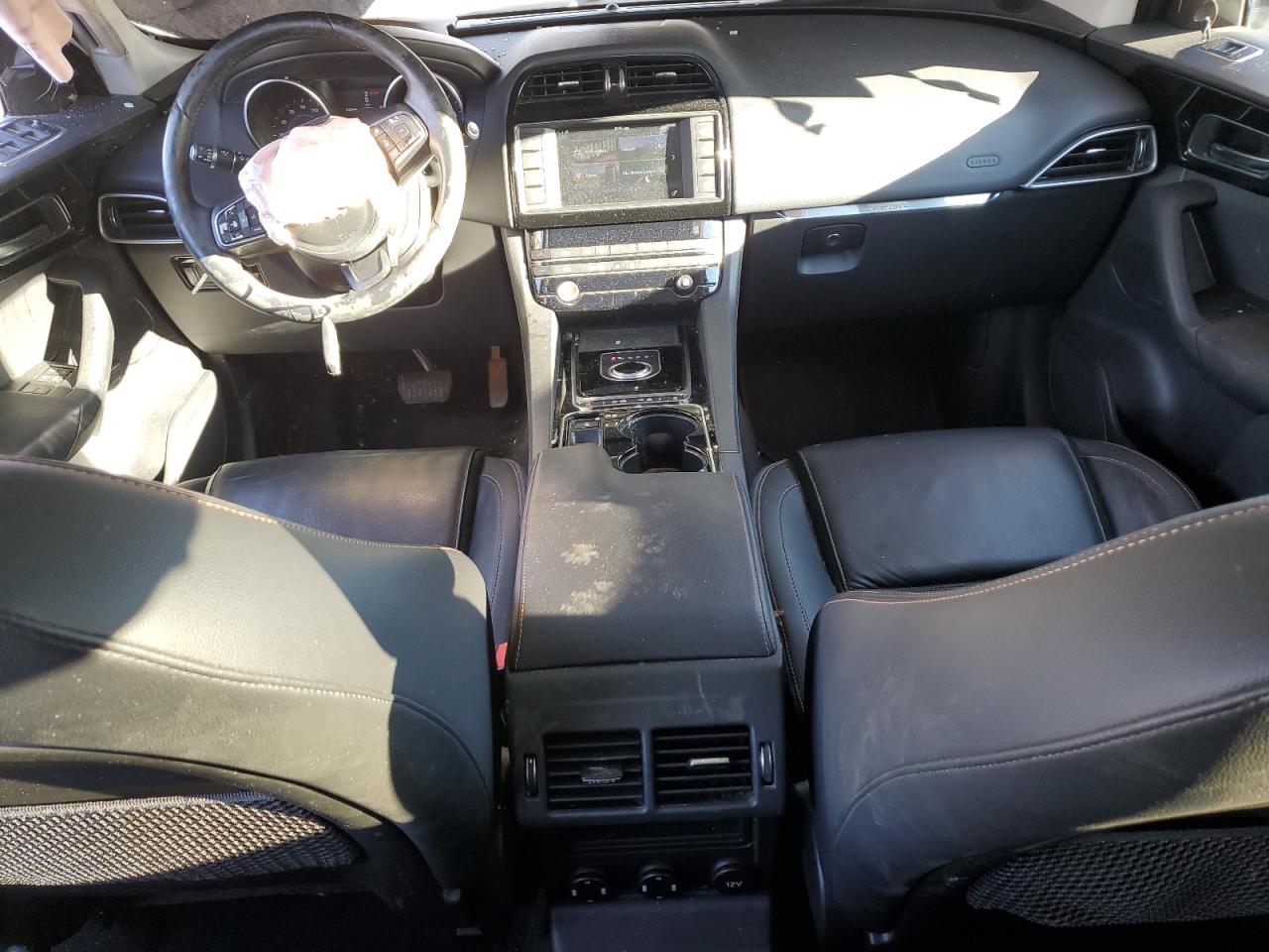 2017 Jaguar F-Pace - Image 8