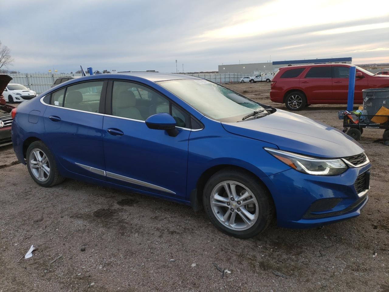 2017 Chevrolet Cruze - Image 4