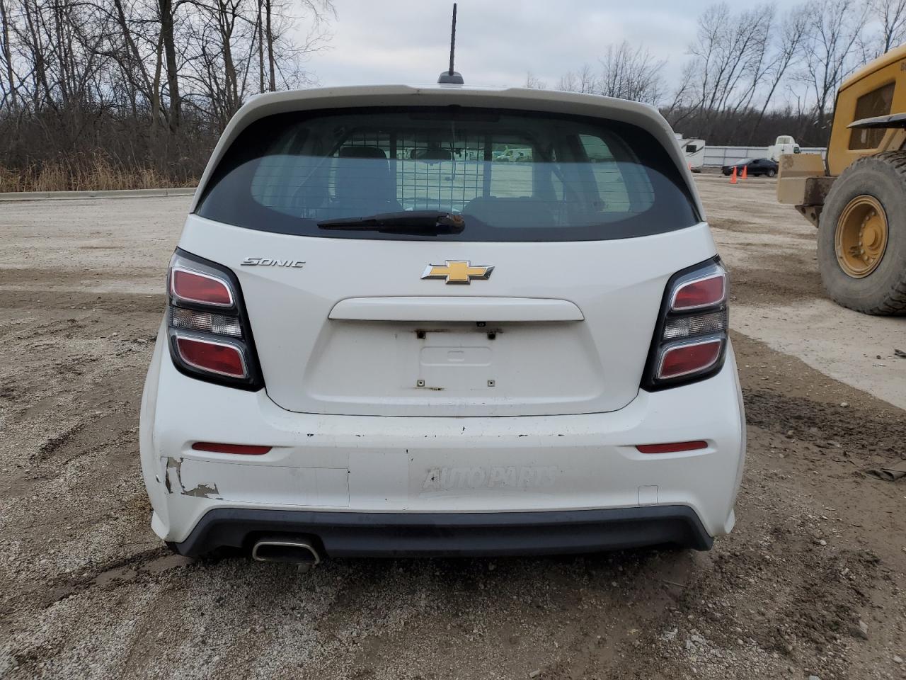 2017 Chevrolet Sonic VIN: 1G1JG6SH8H4138713 Lot: 80752374