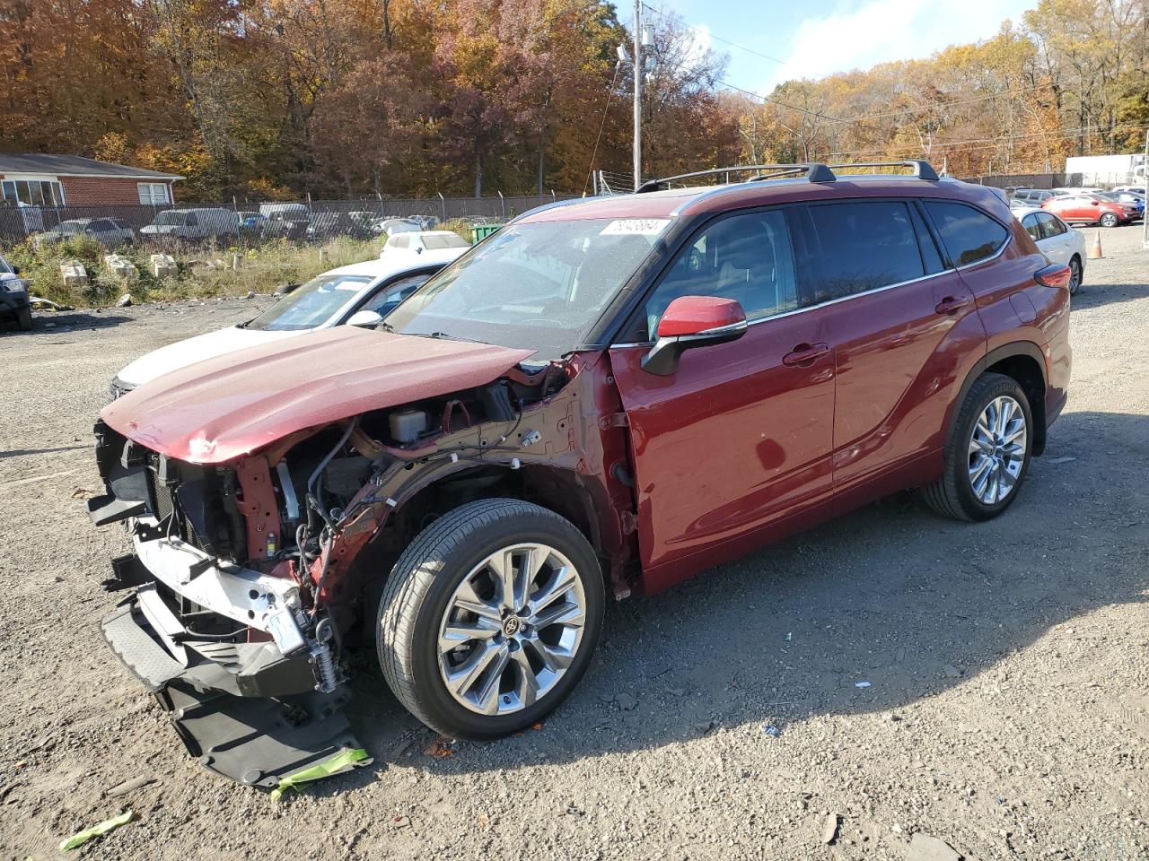 2020 Toyota Highlander - Image 1