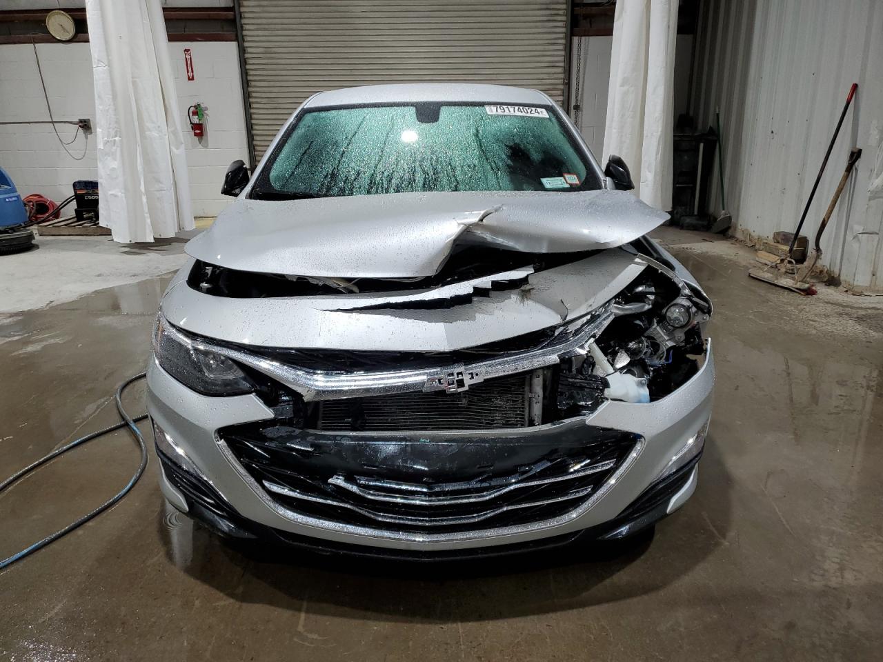 2020 Chevrolet Malibu - Image 5
