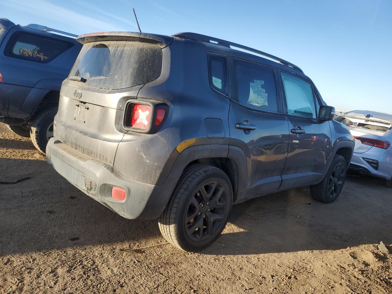 2017 Jeep Renegade - Image 3