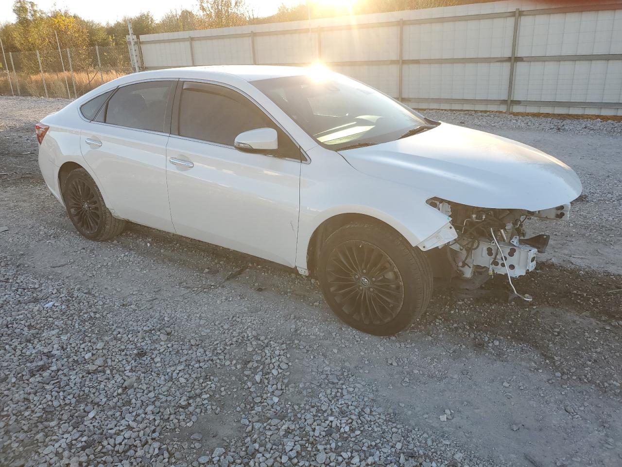 VIN 4T1BK1EB8JU287662 2018 TOYOTA AVALON no.4