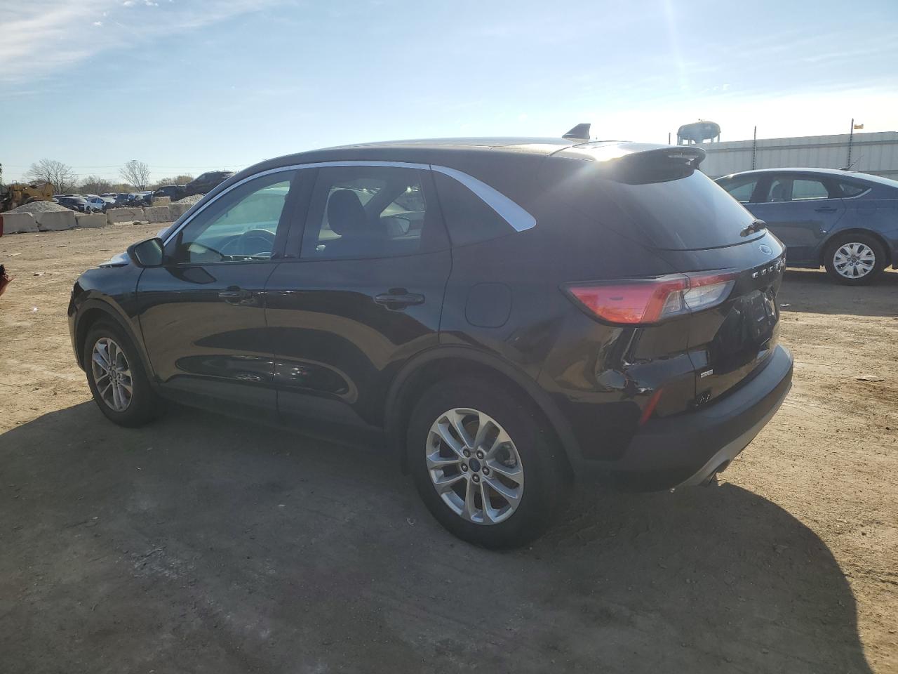 2022 Ford Escape - Image 2