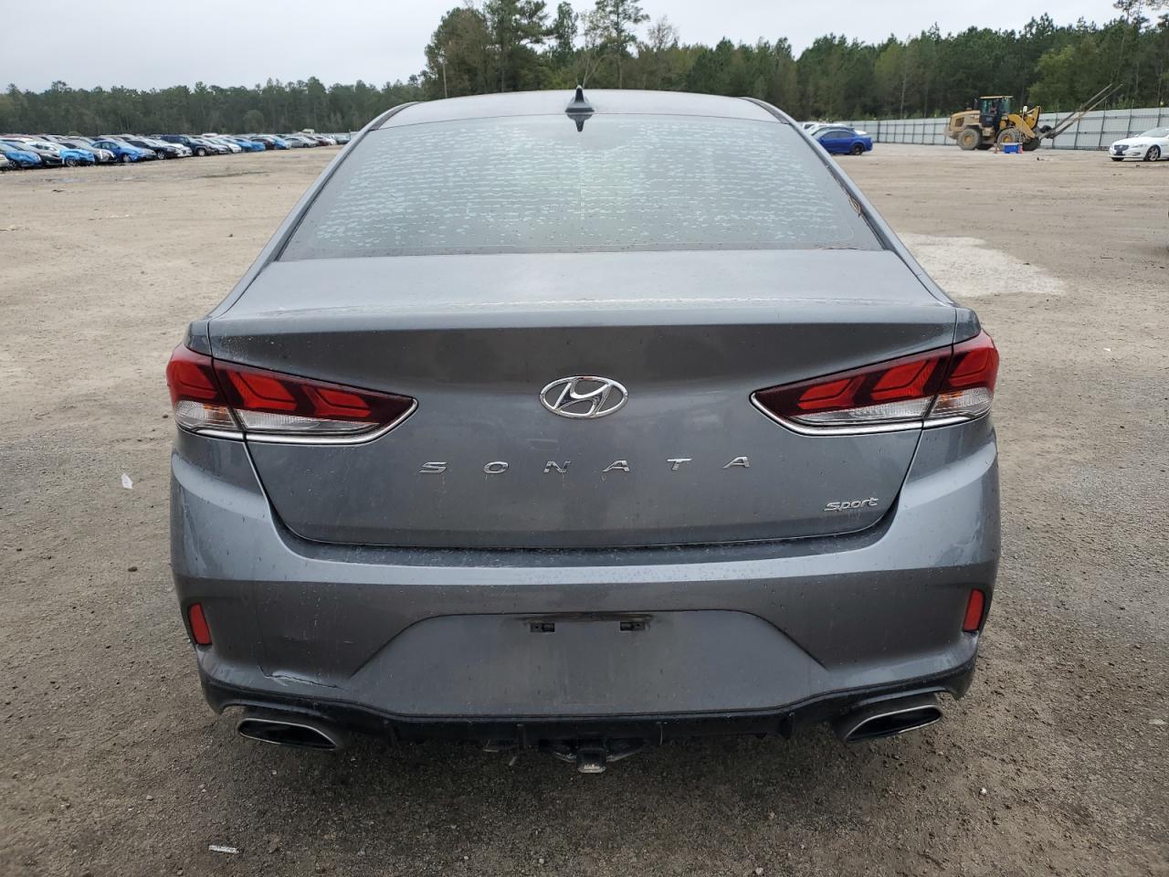 2018 Hyundai Sonata - Image 6