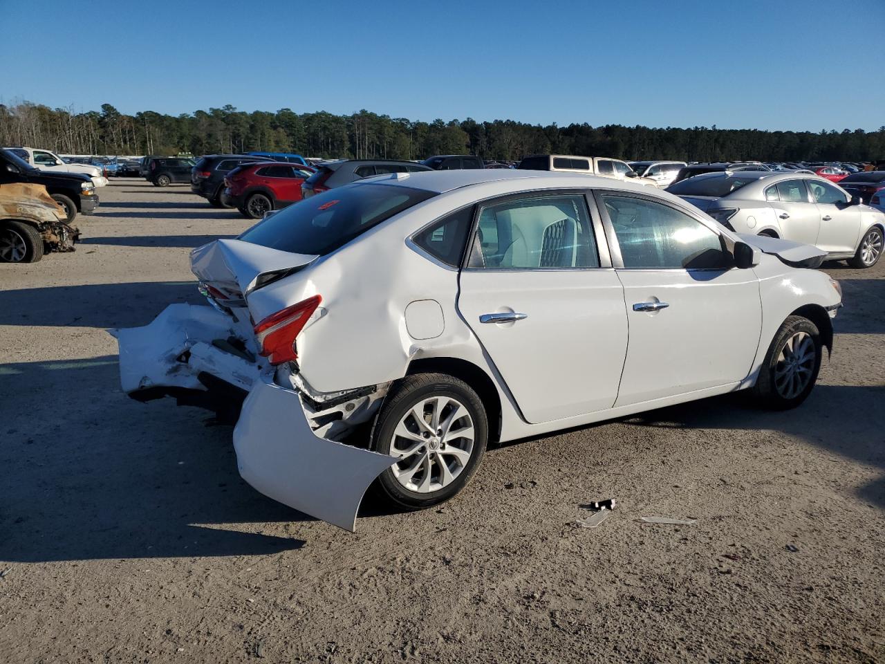 VIN 3N1AB7AP7KY365077 2019 NISSAN SENTRA no.3