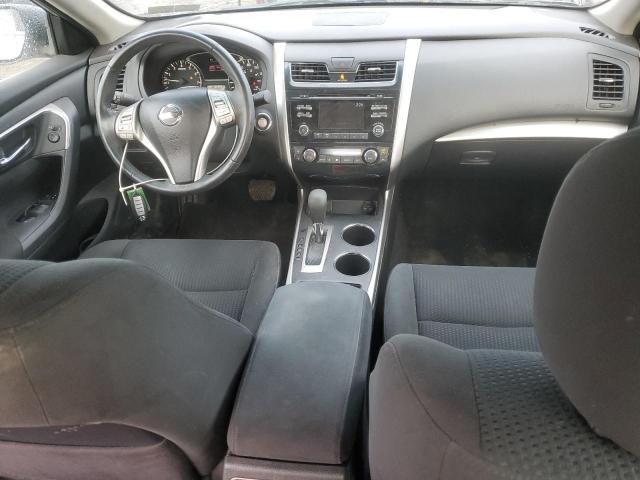 Sedans NISSAN ALTIMA 2015 Srebrny