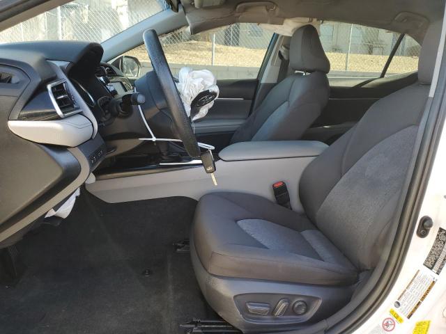  TOYOTA CAMRY 2018 Biały