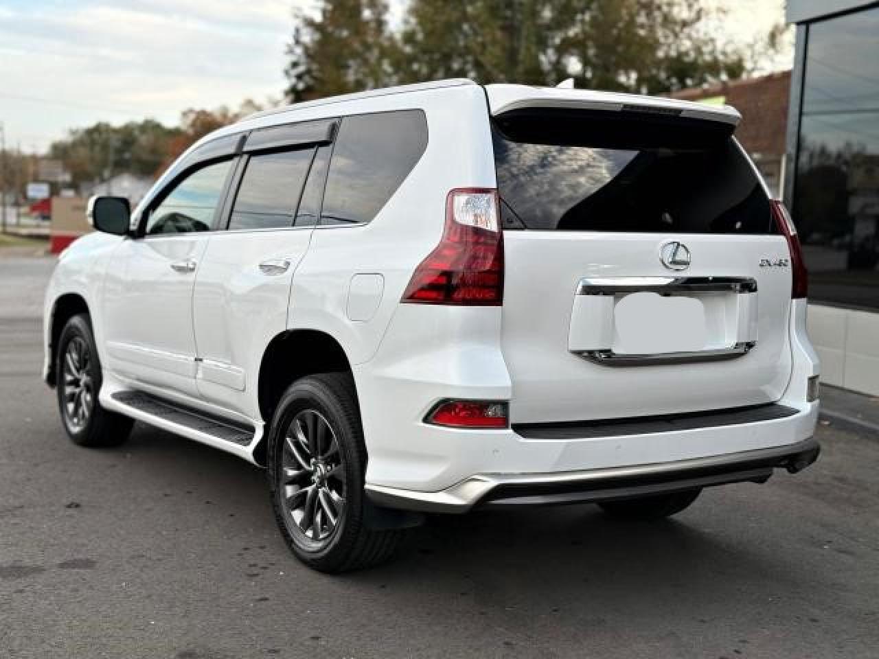 2018 Lexus GX - Image 3