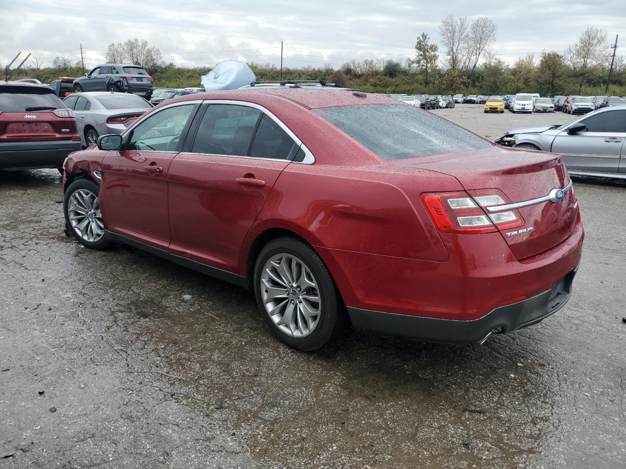 2013 Ford Taurus - Image 2