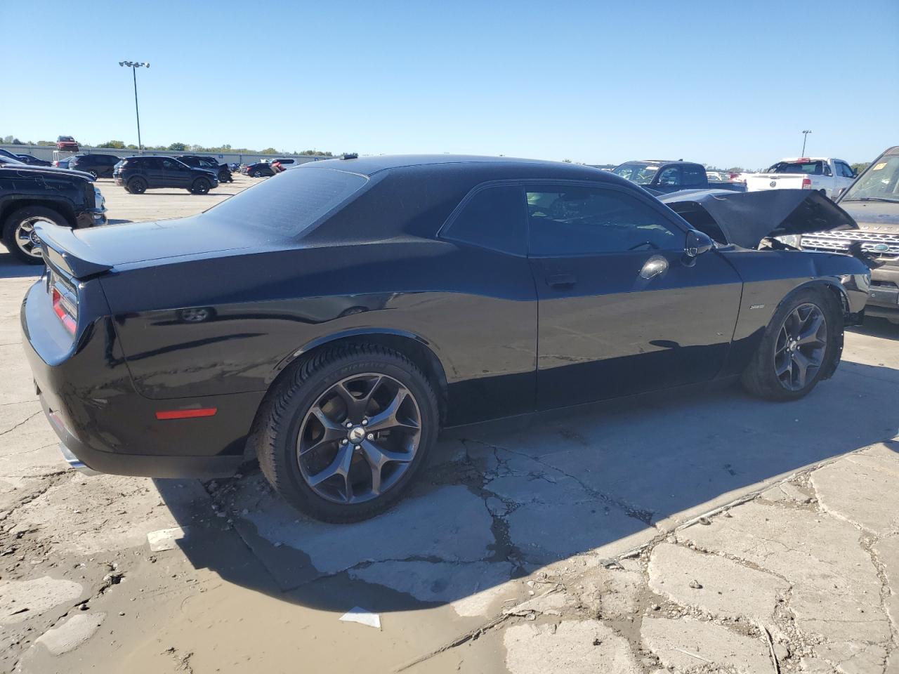 2019 Dodge Challenger - Image 3
