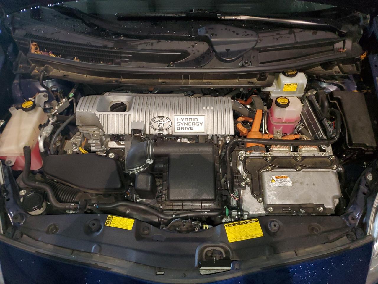 2010 Toyota Prius - Image 12