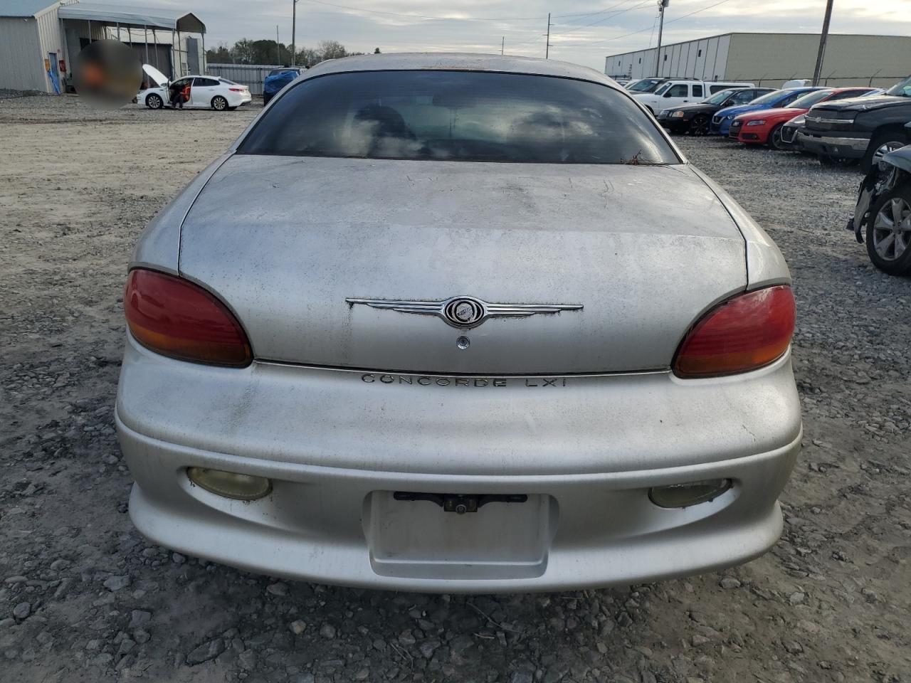 2002 Chrysler Concorde - Image 6