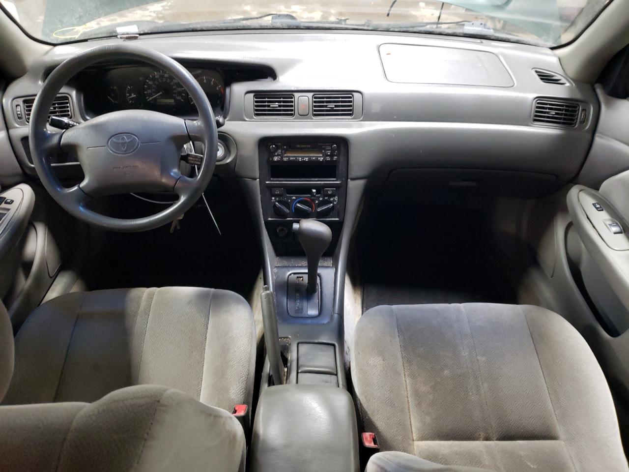 1999 Toyota Camry - Image 8