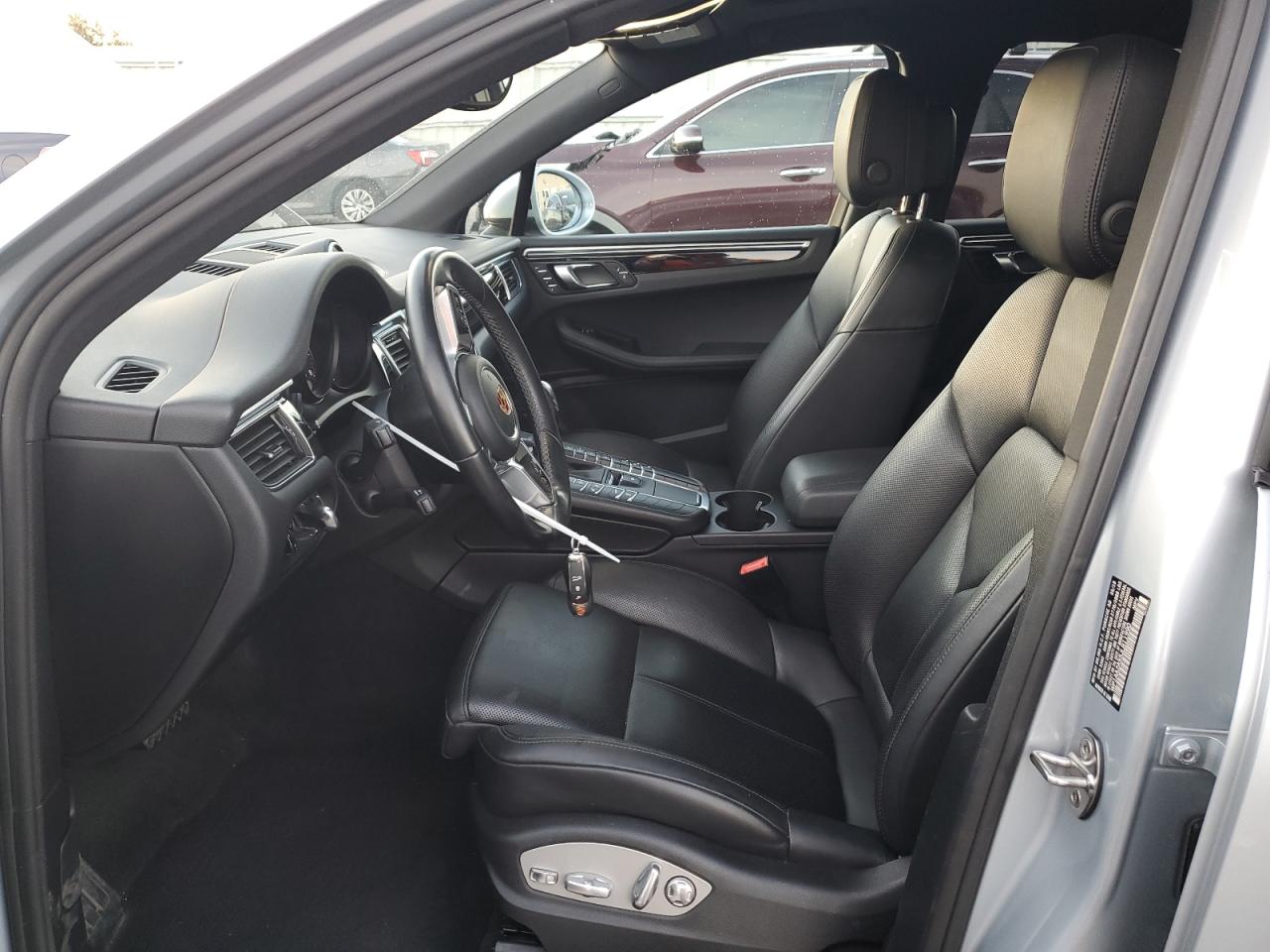 2018 Porsche Macan VIN: WP1AA2A55JLB11990 Lot: 81288994