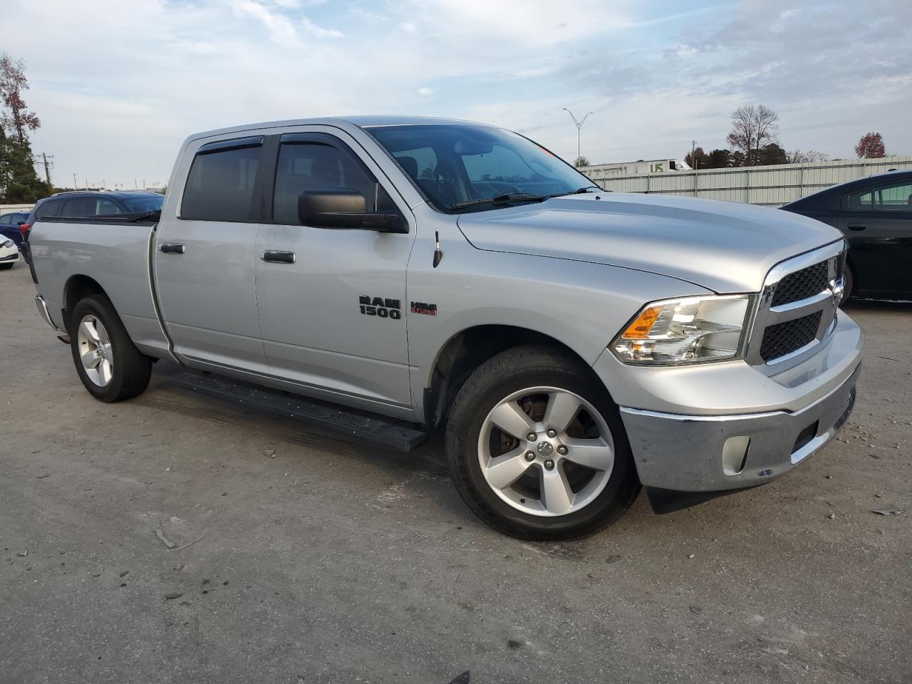 2014 RAM 1500 - Image 4