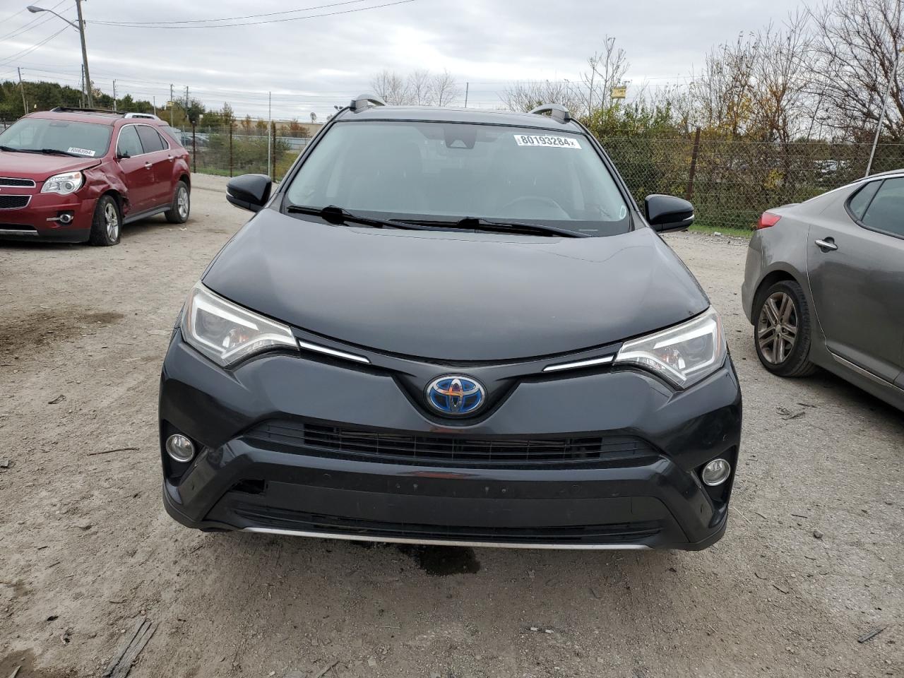 2018 Toyota RAV 4 - Image 5