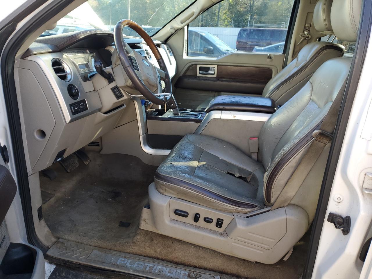 2010 Ford F-150 - Image 7