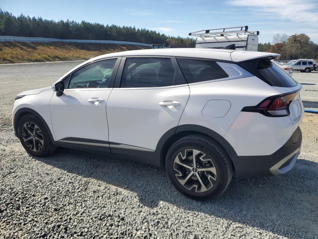 2023 Kia Sportage - Image 2